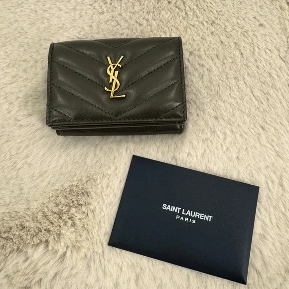 Saint Laurent Tiny Mateless Origami Trifold Wallet - Picture 5 of 6